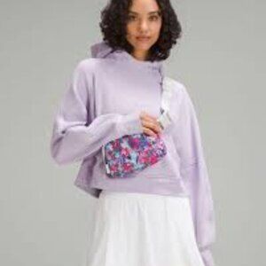 Lululemon Everywhere Belt Bag (NWT)